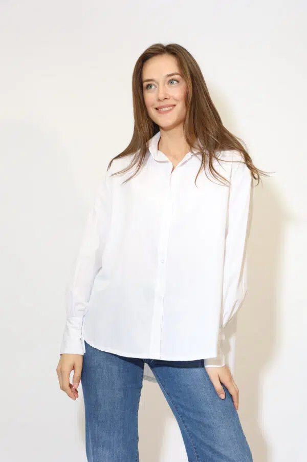 IV PR25795 B WHITE (2)