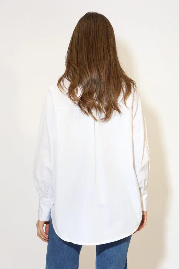 IV PR25795 B WHITE (5)