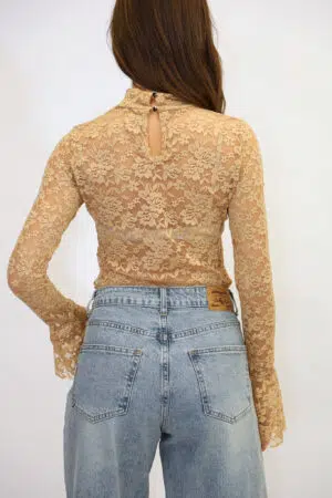 חולצה רקמה Pascale | בז