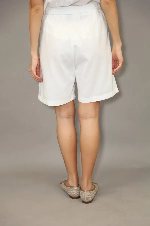 IV VP3003 C WHITE (5)