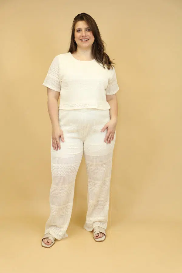 IV AC25523 B WHITE