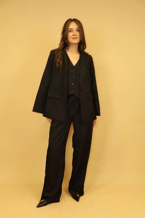 IV VP3004 BLACK (4)