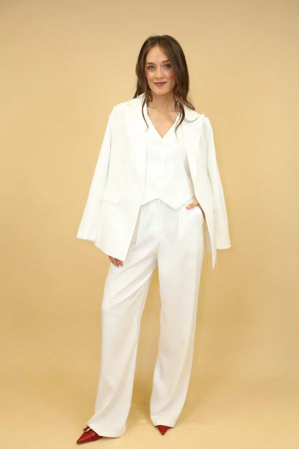 IV VP3006 WHITE