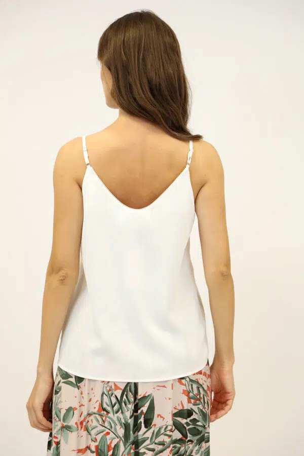 BY 987 771 WHITE (5)