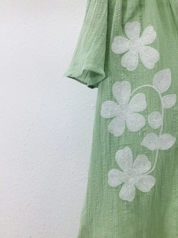 BY B185 1075 GREEN2