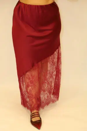 חצאית סאטן תחרה Lina | בורדו