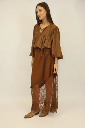 חצאית סאטן תחרה Lina | שוקו