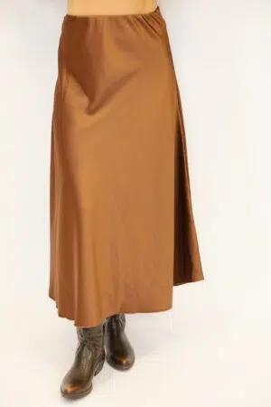 חצאית סאטן Alba | שוקו