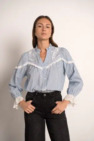 חולצה רקמה Victoria | כחול