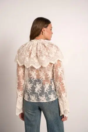 חולצה עם תחרה Rita | לבן