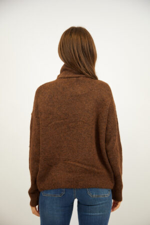 סריג צווארון פולו Nina | קפה