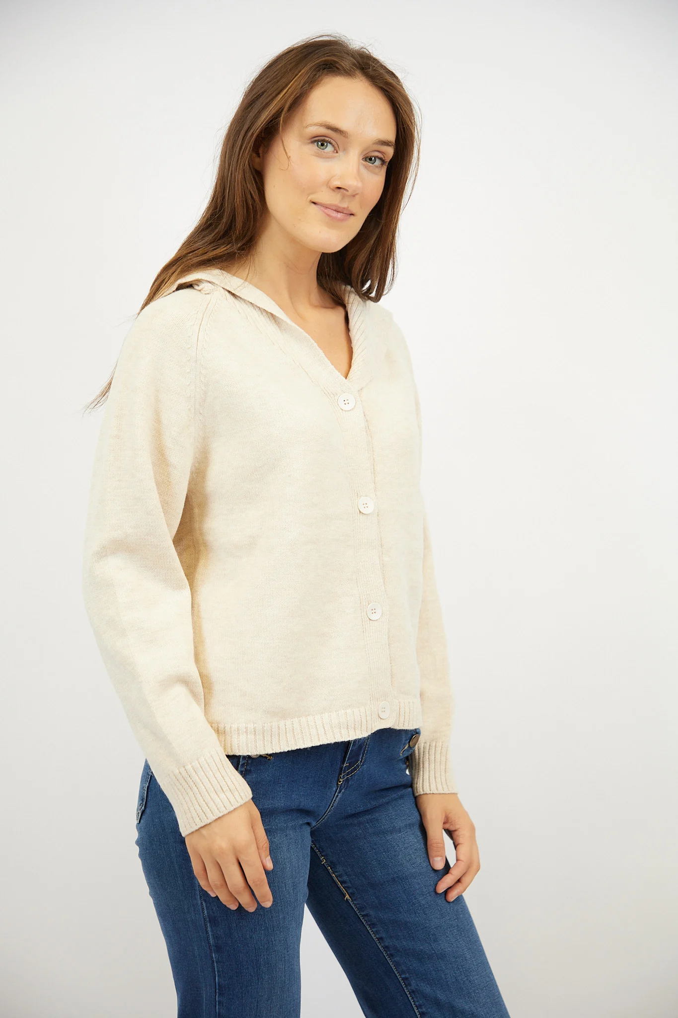 קרדיגן בסריגה עדינה Lola | בז – INAP-AR968-BEIGE