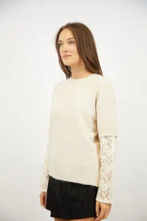 סוודר אלגנטי עם תחרה Ophélie | בז
