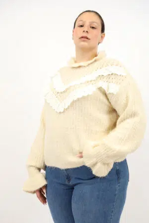 סריג עם שורות תחרה Julie | בז